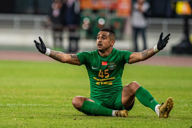 广东宏远训练开放日,赛后临场应变引欢呼,亚冠在即,数据趋势出现新变化的简单介绍 广东宏远训练开放日,赛后临场应变引欢呼,亚冠在即,数据趋势出现新变化的简单介绍