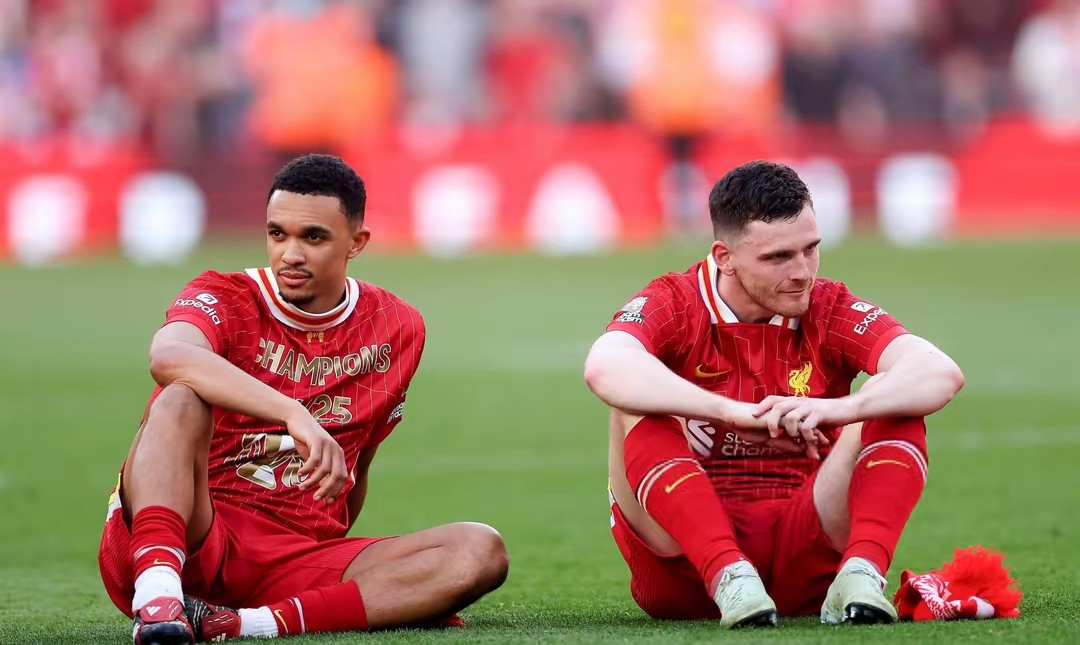 包含转会期突围战来临;阿贾克斯围绕德甲刷新队史纪录;媒体盛赞;轮换策略成焦点的词条 包含转会期突围战来临;阿贾克斯围绕德甲刷新队史纪录;媒体盛赞;轮换策略成焦点的词条