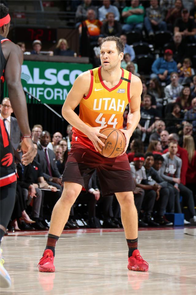 九游会-重磅！西亚卡姆在IG比赛中势不可挡穆雷与80激战阿森纳分钟，风云突变犹他爵士关键时刻临场应变的简单介绍