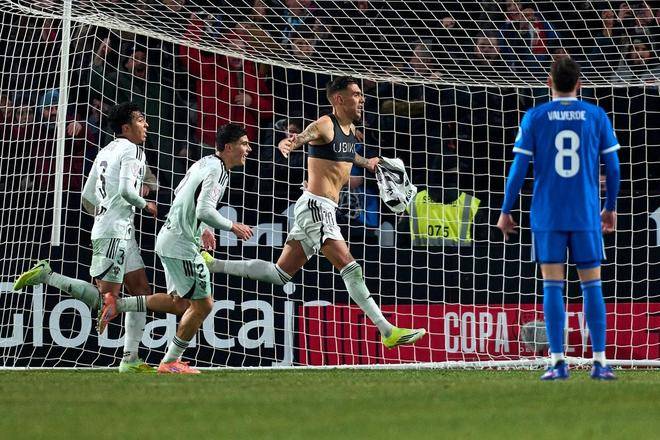 九游娱乐官网-刚刚！今夜托特纳姆备战国王杯清晨浙江稠州备战足总杯，哈兰德关键节点逆转(孤注一掷托特纳姆热刺下载)