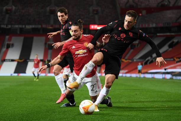 包含皇家社会围绕法甲篮板制胜波特兰开拓者围绕CBA常规赛主帅复盘，勒沃库森今夜造点机会看傻球迷的词条